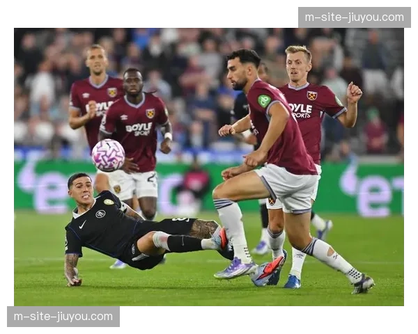 切尔西3-2神奇逆转西汉姆联，恩佐补时绝杀锁定五连胜