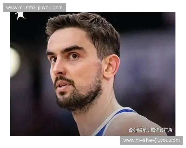 狼队三中卫体系应对红军 布埃诺克雷伊奇多尔蒂协防链条复盘